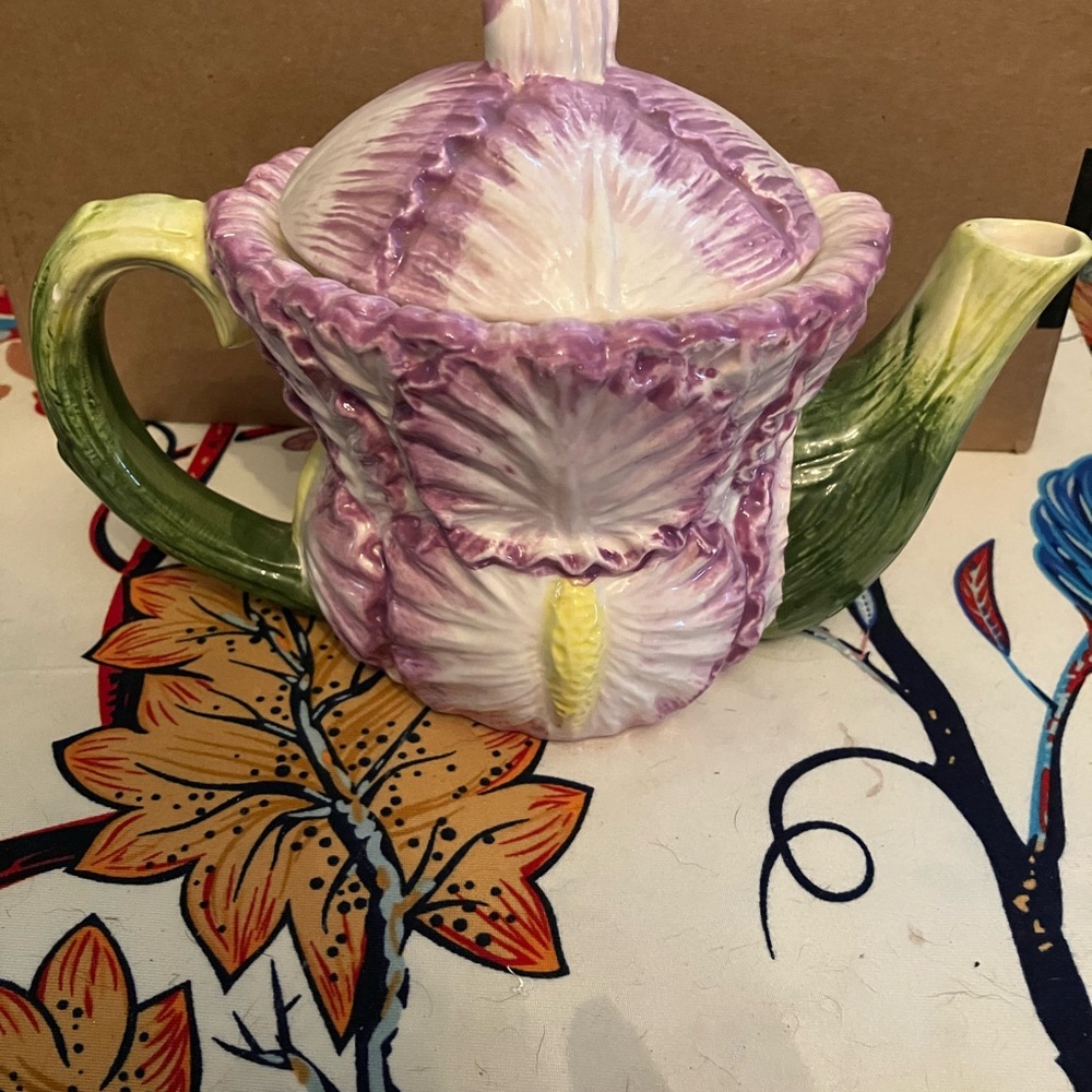 Floral Ceramic Teapot with Lid